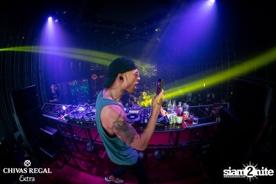 Lit Lords ที่ ดิฟเฟอร์ ผับ พัทยา — photo 87