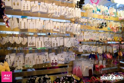 Sweat16 x Pod Mini Concert at Castle Pink Market — photo 20