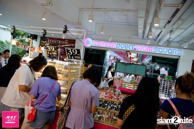 Sweat16 x Pod Mini Concert at Castle Pink Market — photo 25