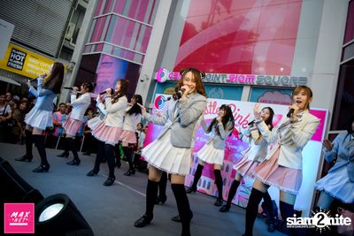 Sweat16 x Pod Mini Concert at Castle Pink Market — photo 91