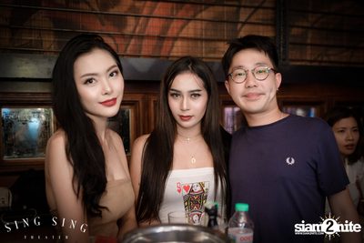 BLING IT กับ Bangkok Invaders ที่ ซิง ซิง เธียเตอร์ — photo 15