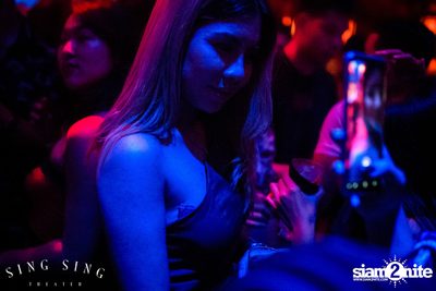 BLING IT กับ Bangkok Invaders ที่ ซิง ซิง เธียเตอร์ — photo 42