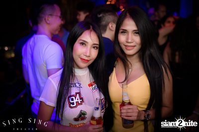 BLING IT กับ Bangkok Invaders ที่ ซิง ซิง เธียเตอร์ — photo 44