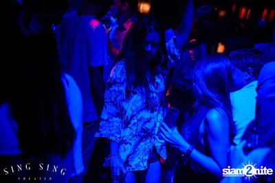 BLING IT กับ Bangkok Invaders ที่ ซิง ซิง เธียเตอร์ — photo 57
