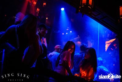 BLING IT กับ Bangkok Invaders ที่ ซิง ซิง เธียเตอร์ — photo 61