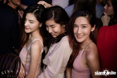 BLING IT กับ Bangkok Invaders ที่ ซิง ซิง เธียเตอร์ — photo 75
