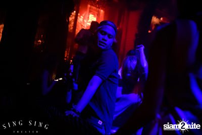 BLING IT กับ Bangkok Invaders ที่ ซิง ซิง เธียเตอร์ — photo 113