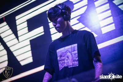 KrackFlowFuture นำเสนอ Hard House Bass ที่ เฟค อิลลูชั่น — photo 2