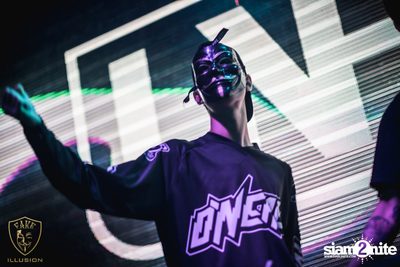 KrackFlowFuture นำเสนอ Hard House Bass ที่ เฟค อิลลูชั่น — photo 20
