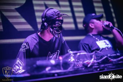 KrackFlowFuture นำเสนอ Hard House Bass ที่ เฟค อิลลูชั่น — photo 24