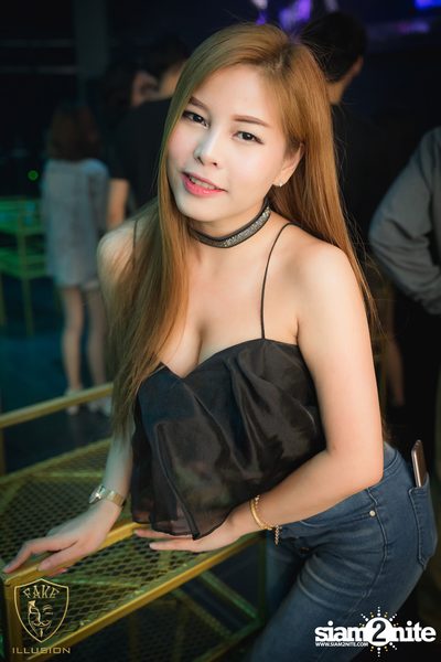 KrackFlowFuture นำเสนอ Hard House Bass ที่ เฟค อิลลูชั่น — photo 33
