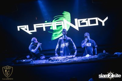 KrackFlowFuture นำเสนอ Hard House Bass ที่ เฟค อิลลูชั่น — photo 38
