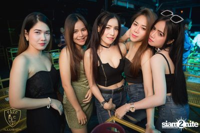 KrackFlowFuture นำเสนอ Hard House Bass ที่ เฟค อิลลูชั่น — photo 39