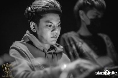 KrackFlowFuture นำเสนอ Hard House Bass ที่ เฟค อิลลูชั่น — photo 65