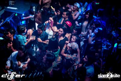 Light It Up Party ที่ ดิฟเฟอร์ ผับ พัทยา — photo 39