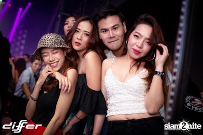 Light It Up Party ที่ ดิฟเฟอร์ ผับ พัทยา — photo 57