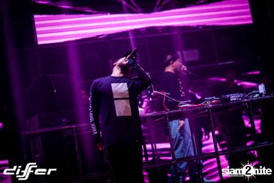 Light It Up Party ที่ ดิฟเฟอร์ ผับ พัทยา — photo 59
