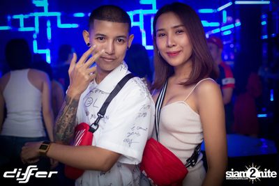 Light It Up Party ที่ ดิฟเฟอร์ ผับ พัทยา — photo 76