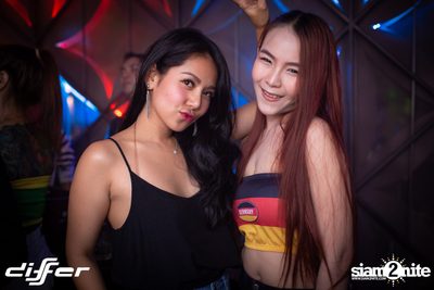 Light It Up Party ที่ ดิฟเฟอร์ ผับ พัทยา — photo 77