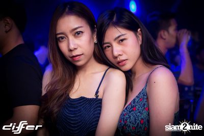 Light It Up Party ที่ ดิฟเฟอร์ ผับ พัทยา — photo 80