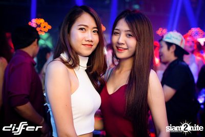 Light It Up Party ที่ ดิฟเฟอร์ ผับ พัทยา — photo 82