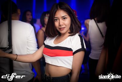 Light It Up Party ที่ ดิฟเฟอร์ ผับ พัทยา — photo 83