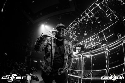 Light It Up Party ที่ ดิฟเฟอร์ ผับ พัทยา — photo 96