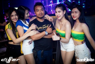 Light It Up Party ที่ ดิฟเฟอร์ ผับ พัทยา — photo 106