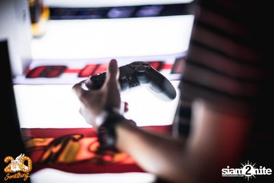20somethingbar: SADturday Party w/ Portrait x O-Pavee — photo 4