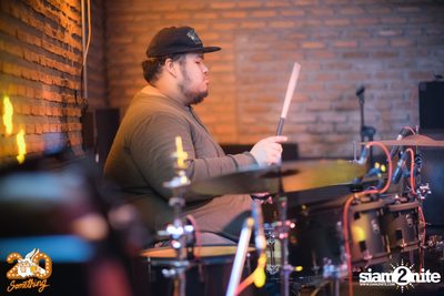 20somethingbar: SADturday Party w/ Portrait x O-Pavee — photo 14