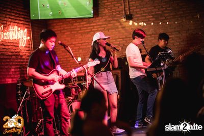 20somethingbar: SADturday Party w/ Portrait x O-Pavee — photo 59