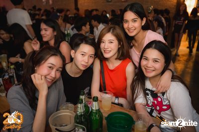 20somethingbar: SADturday Party w/ Portrait x O-Pavee — photo 61