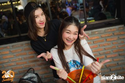 20somethingbar: SADturday Party w/ Portrait x O-Pavee — photo 85