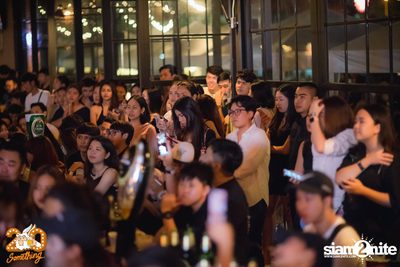 20somethingbar: SADturday Party w/ Portrait x O-Pavee — photo 108