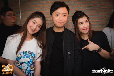 20somethingbar: SADturday Party w/ Portrait x O-Pavee — photo 145
