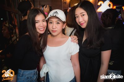 20somethingbar: SADturday Party w/ Portrait x O-Pavee — photo 148