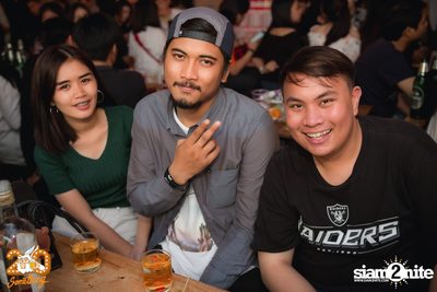 20somethingbar: SADturday Party w/ Portrait x O-Pavee — photo 160
