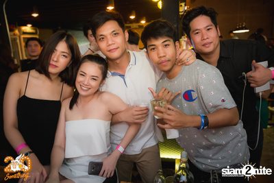 20somethingbar: SADturday Party w/ Portrait x O-Pavee — photo 182