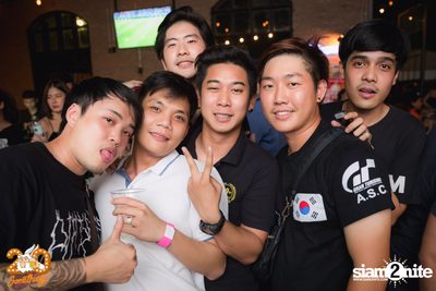 20somethingbar: SADturday Party w/ Portrait x O-Pavee — photo 184