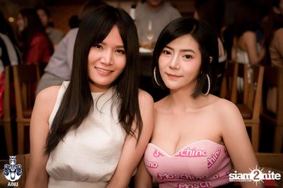 Saturday Night at AINU Bar, Thonglor — photo 17