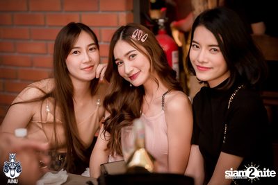 Saturday Night at AINU Bar, Thonglor — photo 24