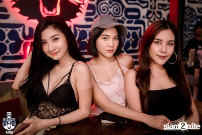 Saturday Night at AINU Bar, Thonglor — photo 96