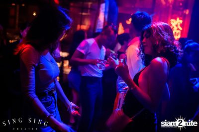 BLING IT กับ Bangkok Invaders ที่ ซิง ซิง เธียเตอร์ — photo 26