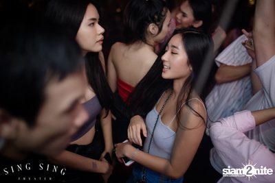 BLING IT กับ Bangkok Invaders ที่ ซิง ซิง เธียเตอร์ — photo 49