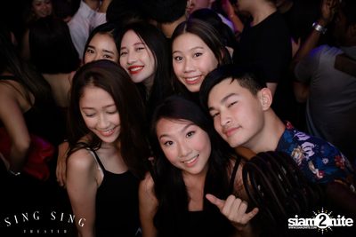 BLING IT กับ Bangkok Invaders ที่ ซิง ซิง เธียเตอร์ — photo 73