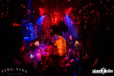 BLING IT กับ Bangkok Invaders ที่ ซิง ซิง เธียเตอร์ — photo 78