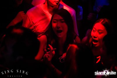 BLING IT กับ Bangkok Invaders ที่ ซิง ซิง เธียเตอร์ — photo 97