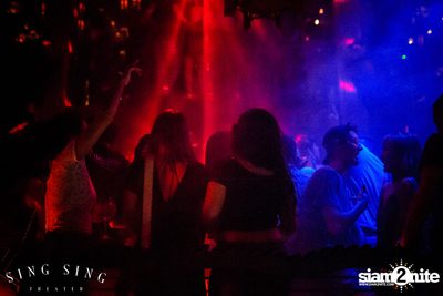 BLING IT กับ Bangkok Invaders ที่ ซิง ซิง เธียเตอร์ — photo 114
