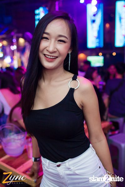 Back to School Party กับ Atom Chanakan ที่ ซิงค์ รังสิต — photo 29