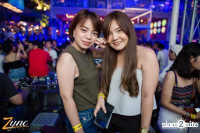 Back to School Party กับ Atom Chanakan ที่ ซิงค์ รังสิต — photo 38